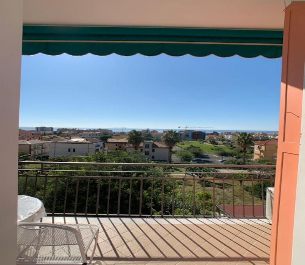 Very Cosy House With Fabulous Sea View! Pietra Ligure Exterior photo